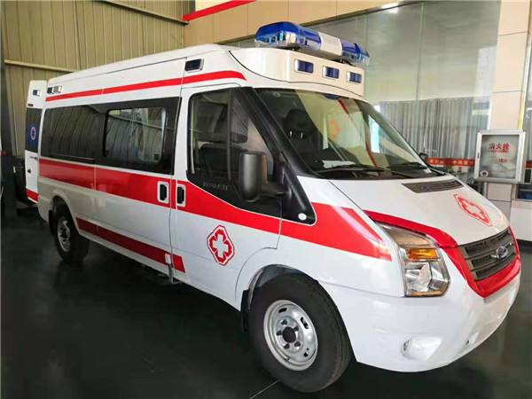 祥云县福特V362救护车